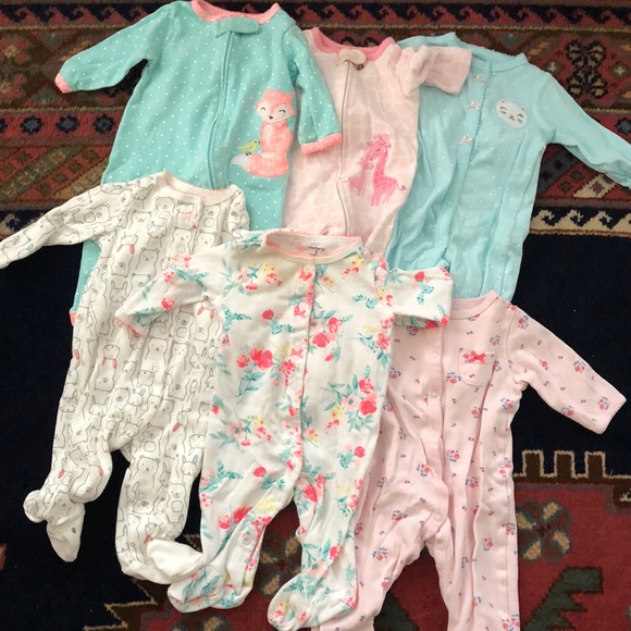 Babygirl Footies - Picture 1 of 2